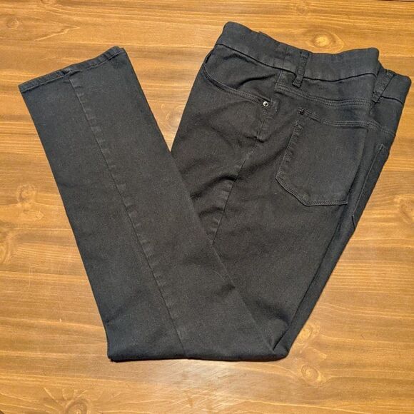 CHICO'S SO SLIMMING GIRLFRIEND STRAIGHT LEG BLACK DENIM JEANS - 8S - Picture 2 of 6